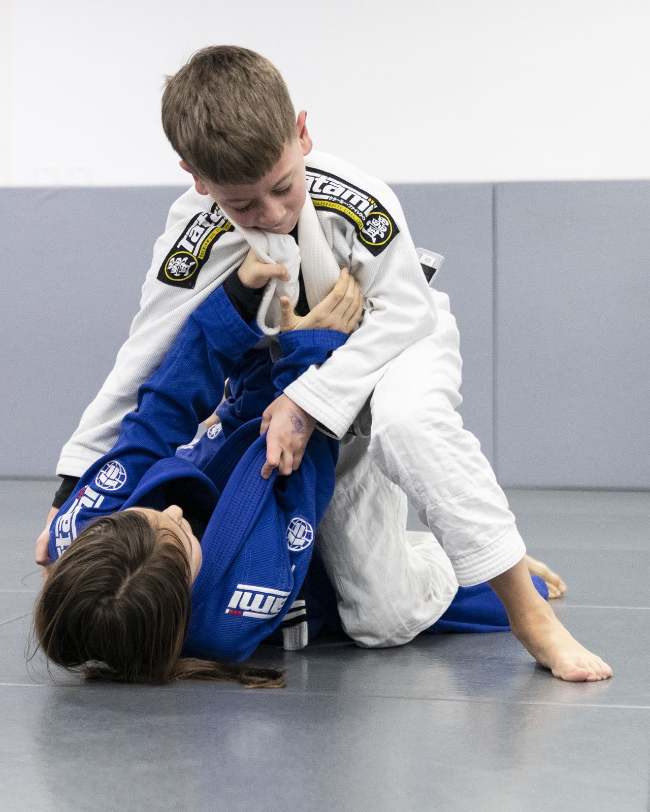 Positionstraining im Kinder-BJJ in Berlin. Foto: Photo Blackbelt.